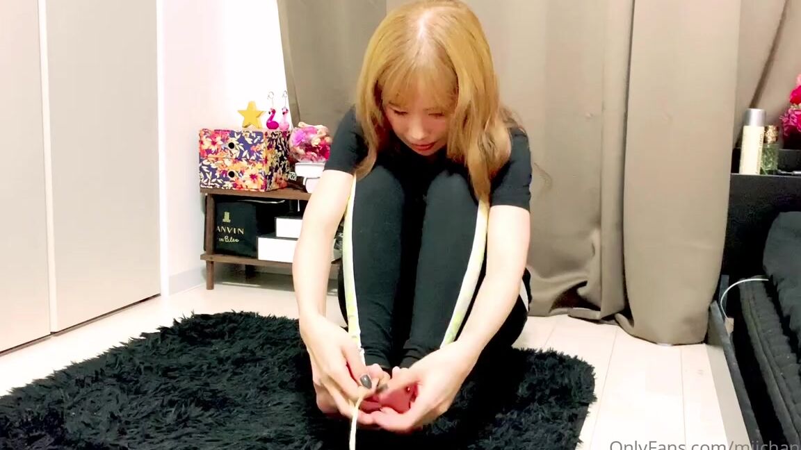 Miichannel R Nicknamed Miichannel R Onlyfans Toe Restraint 2
