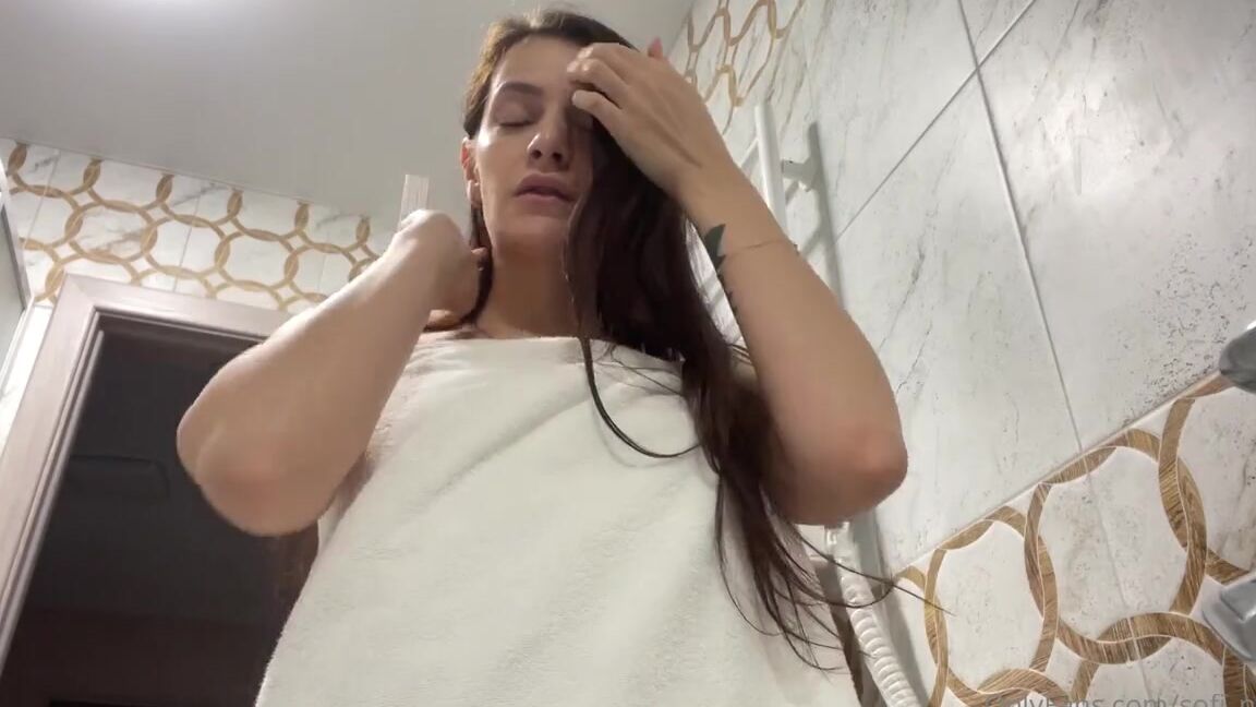 Goddess Sofi Femdom Onlyfans I Will Brush My Teeth Well And You Will Swallow The Paste After My Mouth