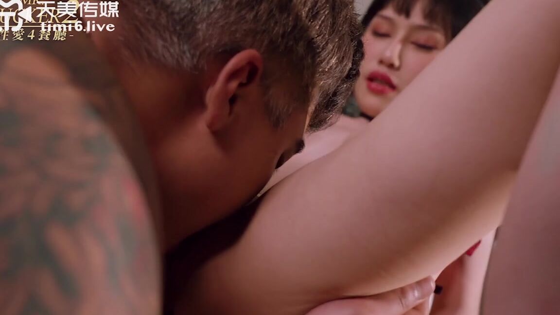 Blowjob, All Sex, Big Tits Jiang Youyi - Sex restaurant tavern. Busty Fucker interns first experience on the stage SiteRip