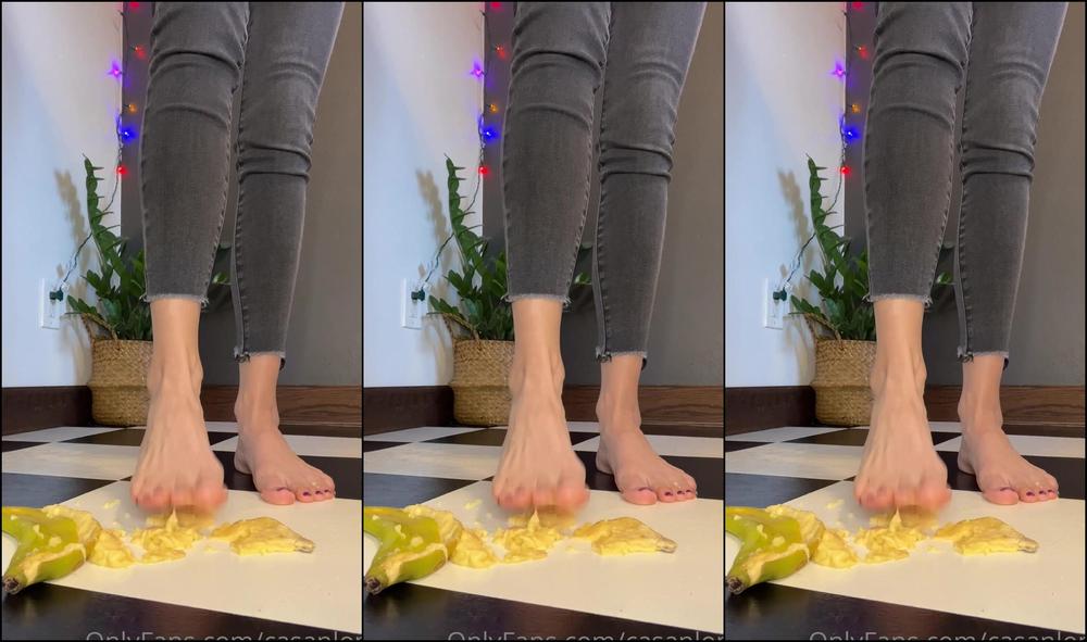 Casanlom Forgot I Made This Smashing A Banana And