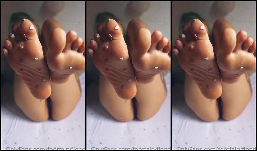 Freakyfjondaxxx Onlyfans I Know Youve Been Graving To See How They Get Licked Off Right Hihihihihihihihihi Yummmmm I Just