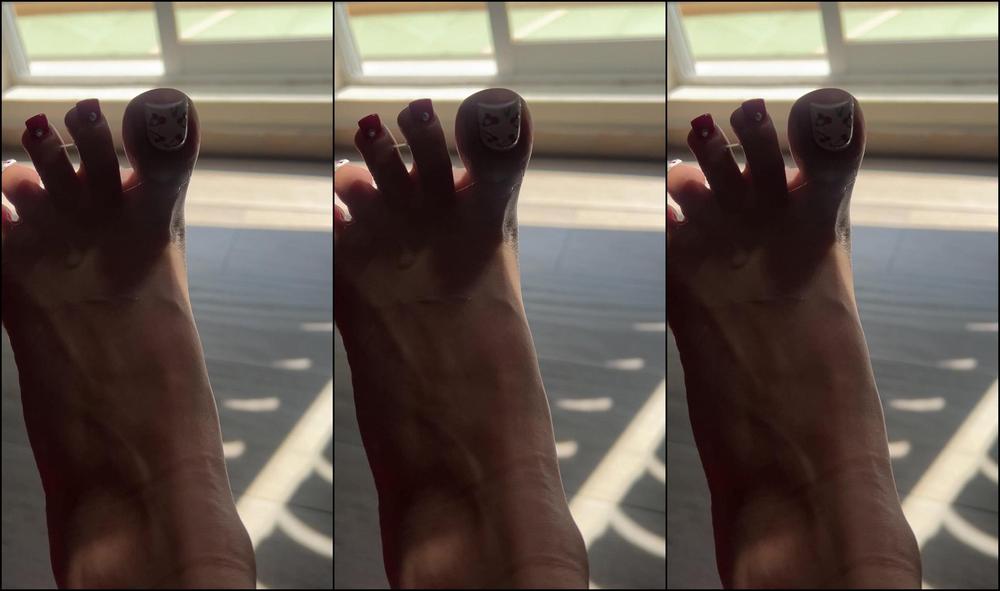 Grecefeet 3505673521 10 01 2024 Fj