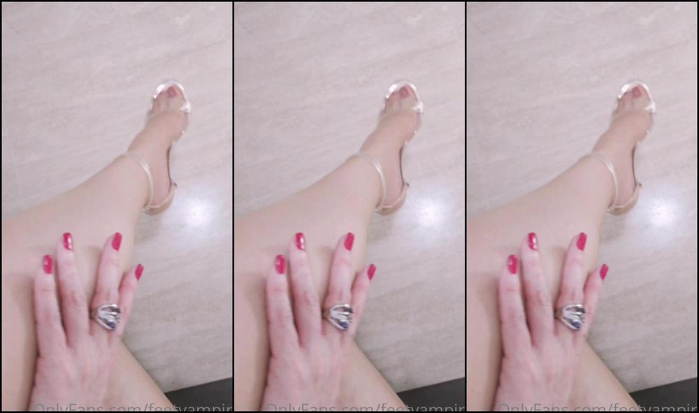 Feetvampire Who Would Like To Sniff My Stockings