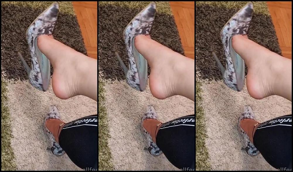 Mica Sandy Nicknamed Sandysmallfeet Onlyfans Did You Miss Shoe Play From Me Btw I Love These Heels What You Think
