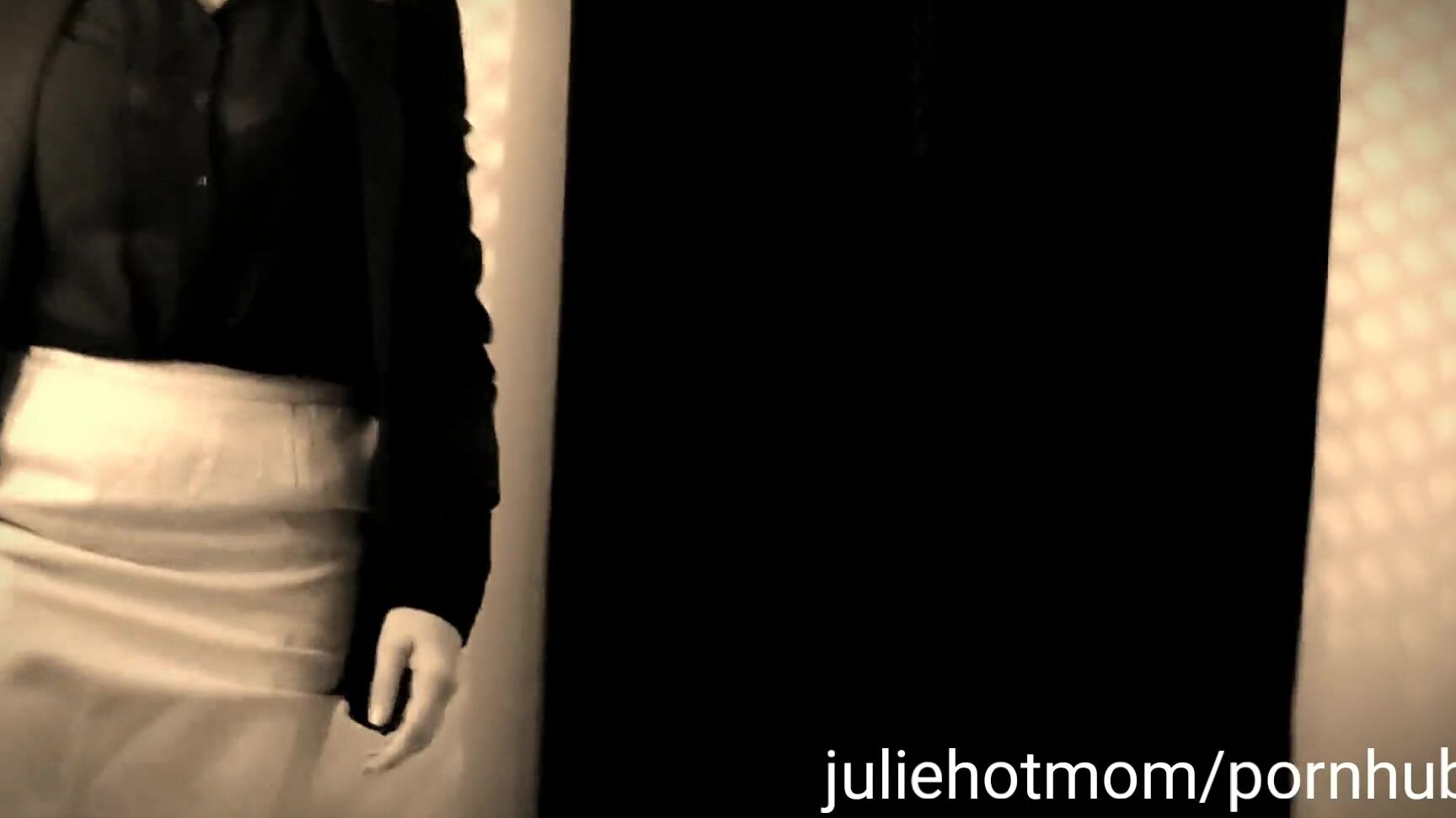 juliehotmom Le fils dcouvre que sa belle mre est infidle Pornhub