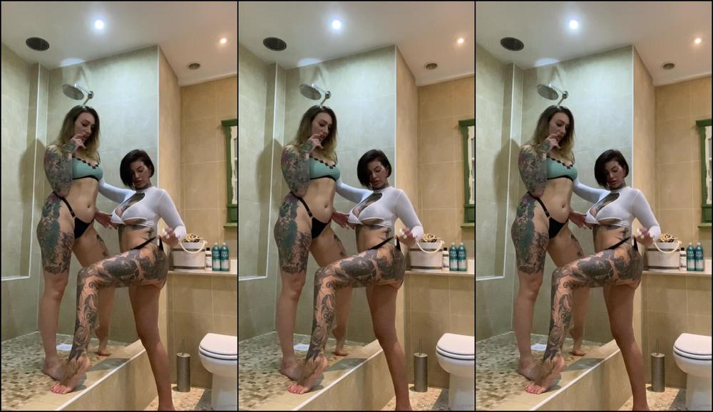 Ava Austen Messing Around With Donna On Today S Shoot She S Such A Babe You Re Gonna Love The