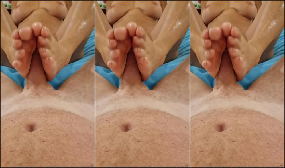 sexycarolmilf-17-09-2020-913350882-some-people-love-feet-i-tried-giving-david-a-foot-job-he-enjoyed-it-but-i-ll-ha