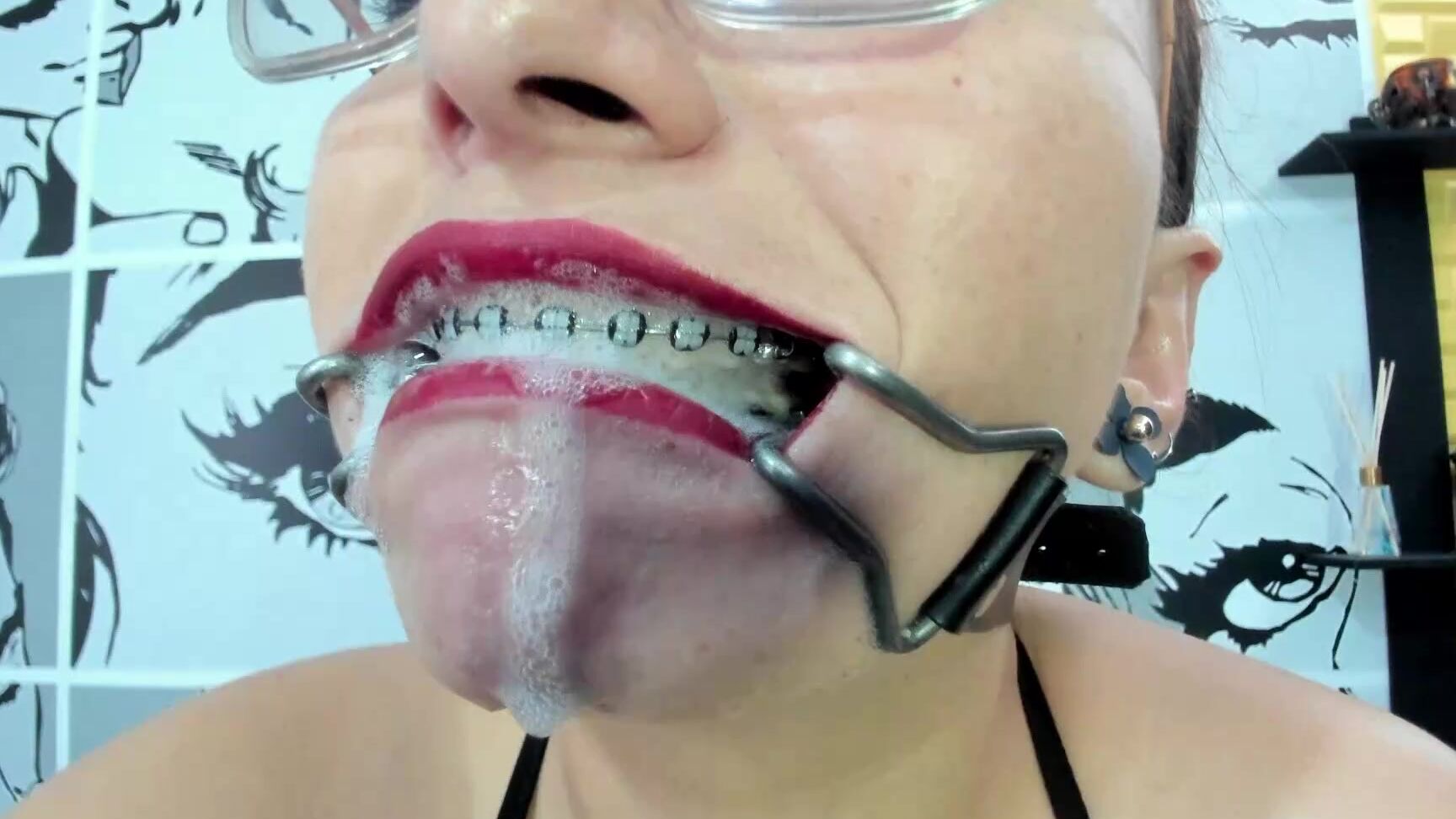 "Coconutsex" mouthfetish, povsex, sloppy, spitfetish, tonguefetish Spit Expert Spit Knowledgeable Manyvids