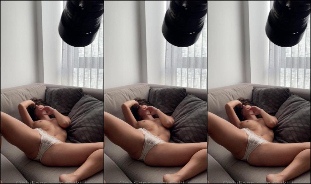 Miki Infinita 2803941173 03 14 2023 This Is My Mood When I M Modeling I Release My Most Sensual Energy