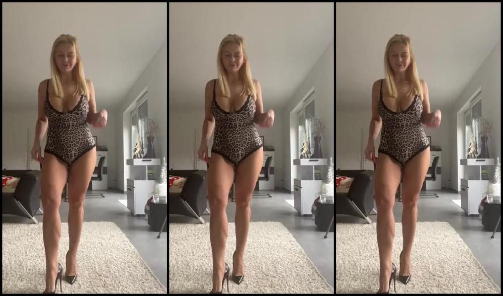 Ladydina16 11 24 2023 Onlyfans Video Good Morning My Super Hot Boys Do You Like My Outfit Lg Dinap