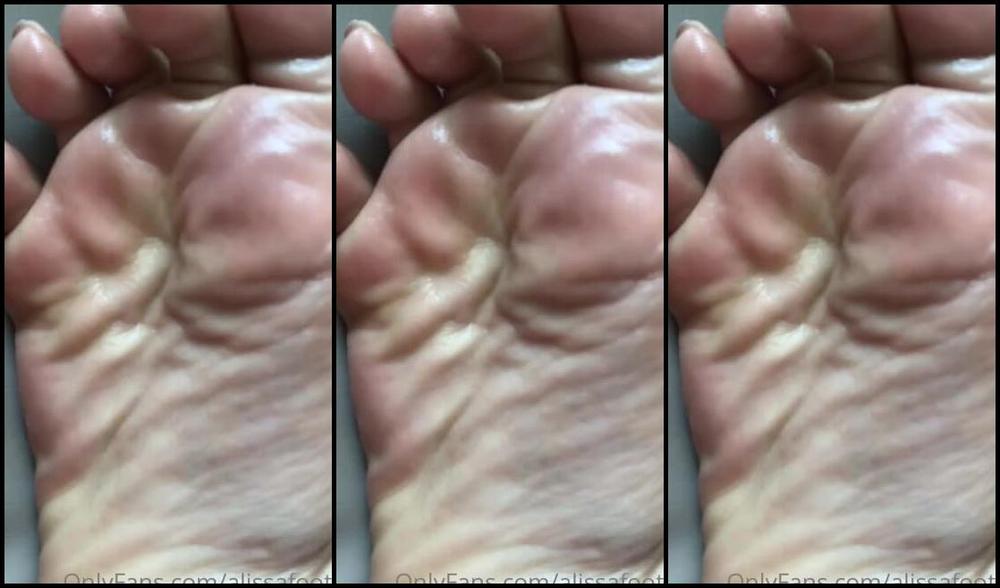 Alissafootsd Nicknamed Alissafootsd Onlyfans Juicy Soles For The Day Jfk