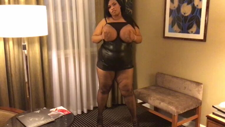 Bbw Bustycookie Bbw Fishnet Tease