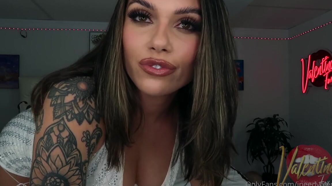 Valentina Fox Nicknamed Ineedvalentina Onlyfans Happy Birthday Month To Me Heres A Special Treat For My Subscribers T Premium
