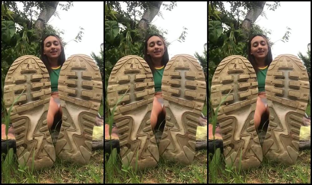 Goddessellen96 Onlyfans Giantess