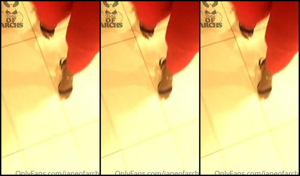 Janeofarchs Onlyfans Thunder Thigh Challenge For My Heel Lovers