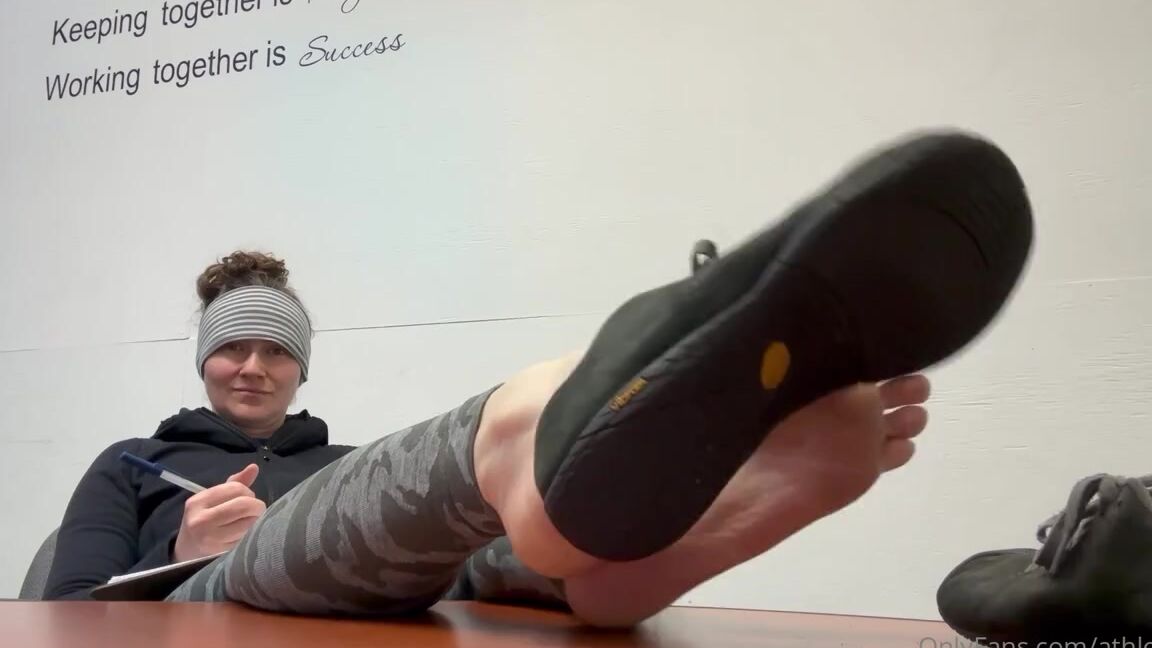 Athletoes Nicknamed Athletoes Onlyfans Just Over Here Writing Some 2024 Goals While You Drool At The Sight Of My Jammy