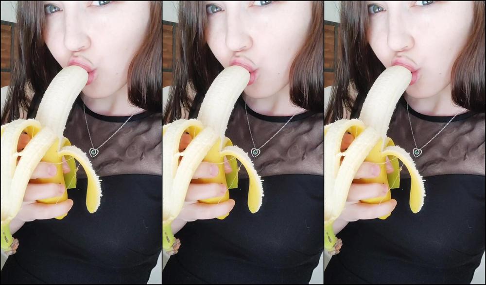 Mira Xo Artistic Banana