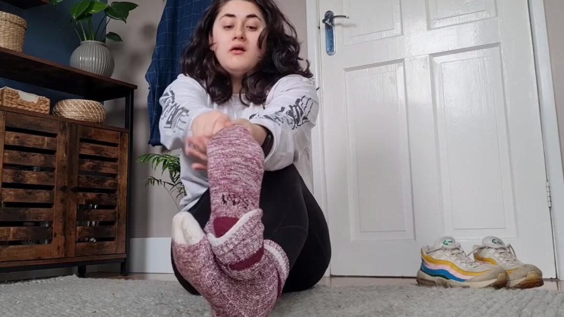 The Foot Dungeon Nicknamed The Foot Dungeon Onlyfans While I Sniff And Lick These Gorgeous Sweaty Soles Straight Out Of My Socks You Can Do The Other