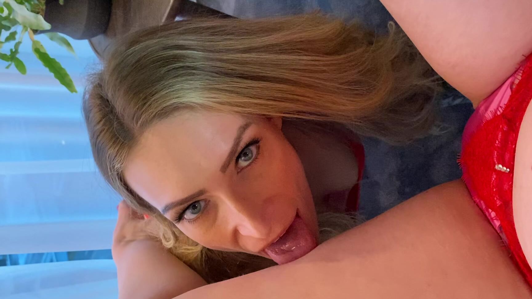 Ava Austen New On My Knees Before Ellahughesxxx Licking Her Delicious Pussy Teasing Her Feet