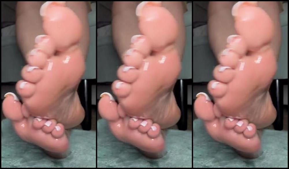 Dafootgoddess1 Foot Fetish 09 26 2024 Onlyfans Video The Oil The Toe Nails The Nail Length The Wrinkles Gt Have Fun Cuming To