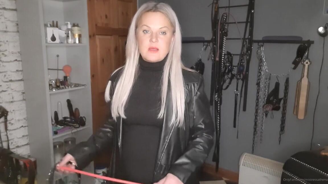 Mistress Athena Nicknamed Mistressathena Onlyfans This Was A Added Extra For My Slave 0 I Like To Make Sure Things Are