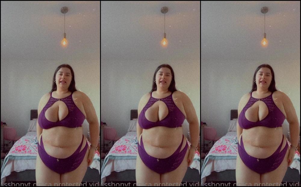 Alissbonyt 2335085318 01 19 2022 Cute New Set Can T Wait To Make Some Content In It