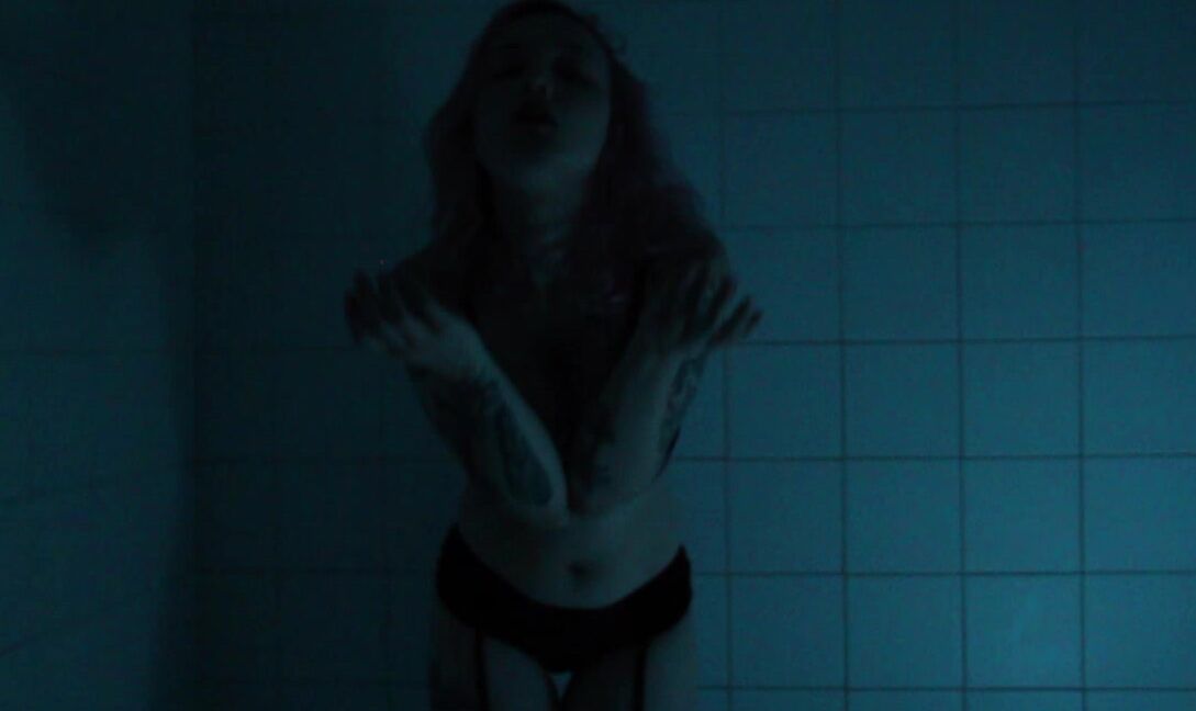 Dancing, Smoking, Striptease, Tattoos, Wax Play lilkittenluna unfoldhot wax hd ManyVids