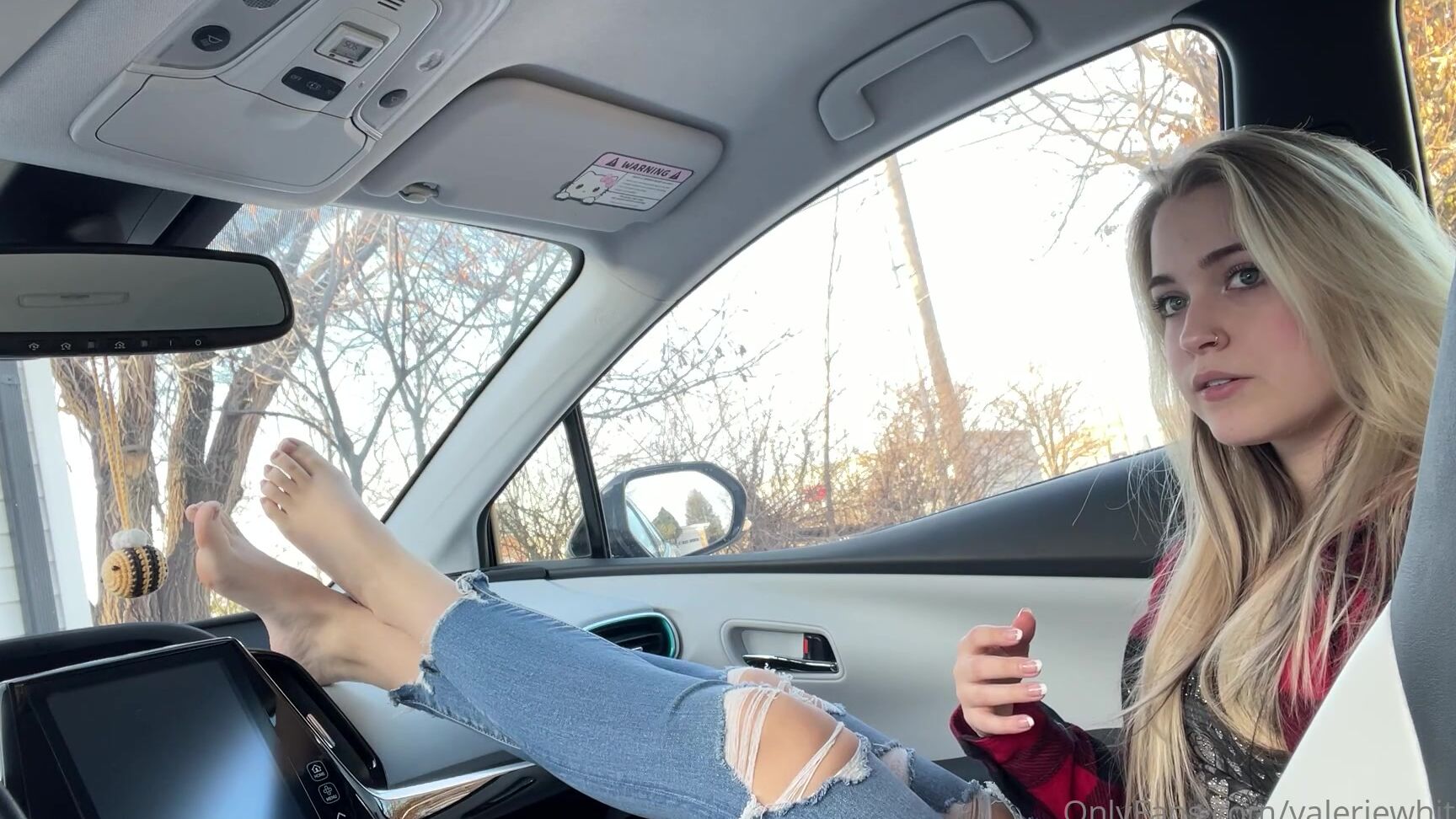 Valeriewhitebby You Re Driving Me Home And You Can T Stop Staring At My Feet Joi