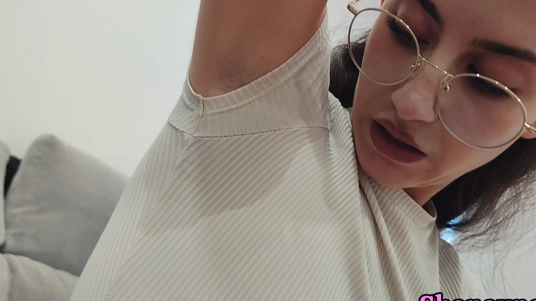 Shanaxnow Femdom Real Sweaty Armpits Sniffing Fetish Female Domination