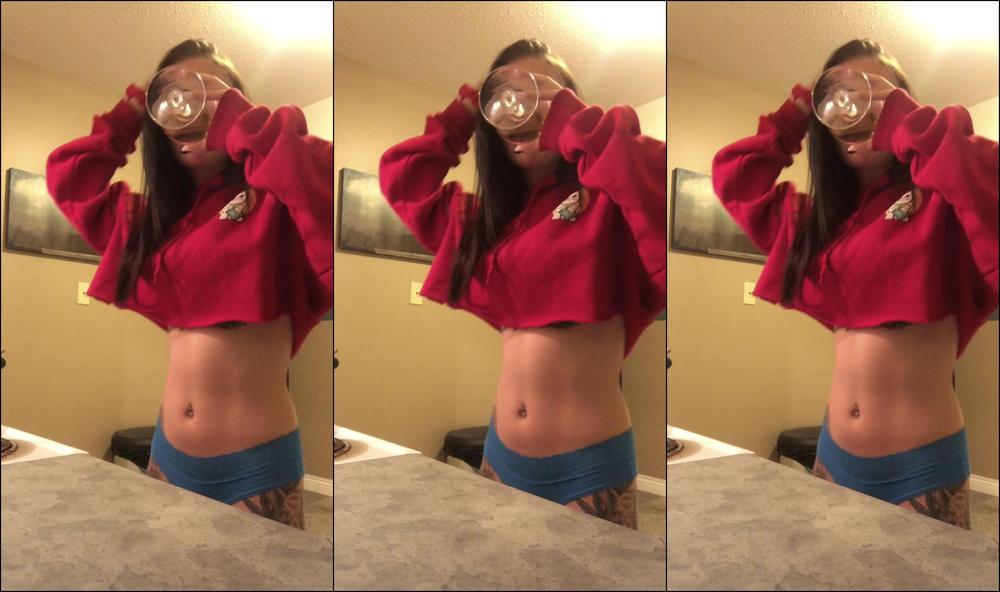 scarletsummerxx-23-01-2020-131035624-enjoy-this-super-stupid-video-of-me-making-kraft-dinner-being-a-total-idiot-aha.-i-don