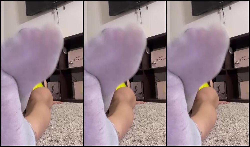 Mymulattotoes Nicknamed Mymulattotoes Onlyfans Do I Have Your Attention