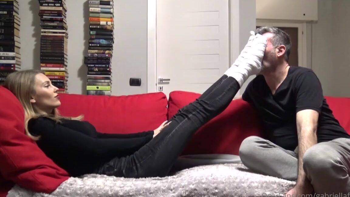 Goddess Gabriella Aka Gabriellafetish Onlyfans Sometime I Dont Allow My Slave To Worship My Bare Feet Just My Socks