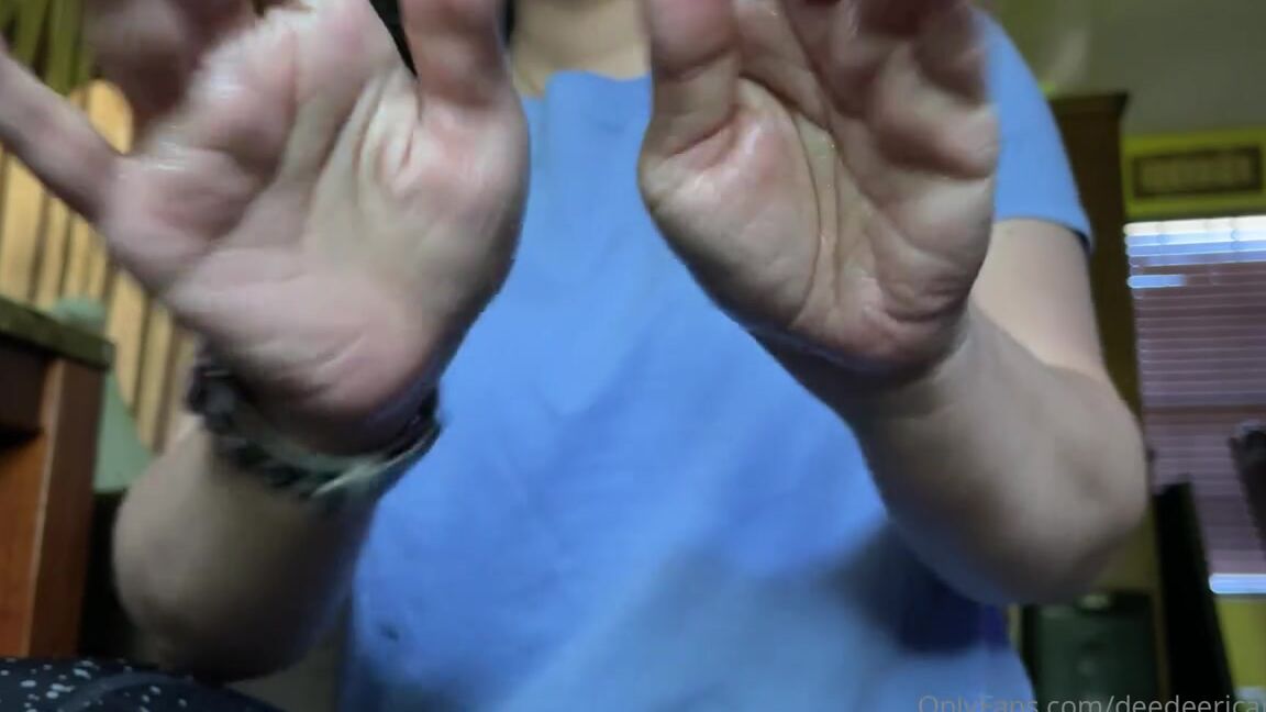 Deedeericanfeet Onlyfans As Requested But I Dk If My Hand Fetish Guy Is Still Subbed Still Being Posted