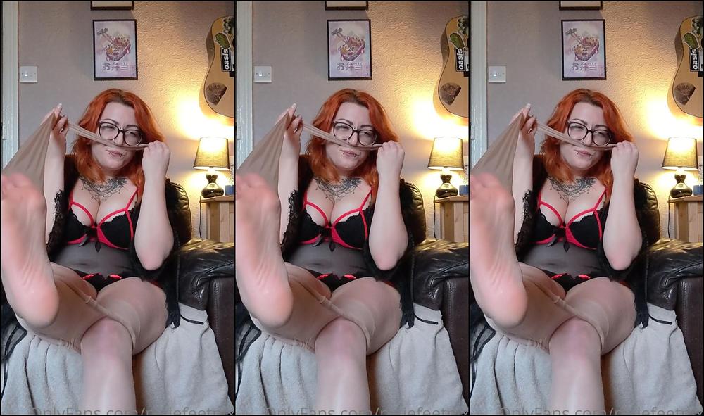 Pixiefeetnixx These New Nylons Are So Silky And Light Be Careful Not To Snag Them With Your Teeth If Y