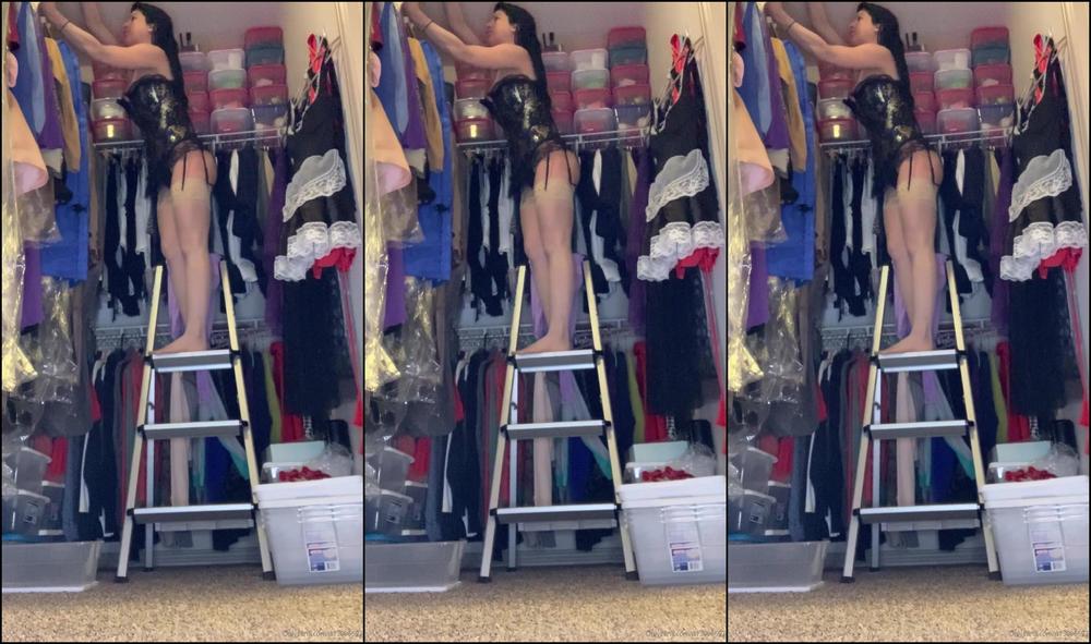 Heidi Lee Bocanegra Corset And Nylons Part