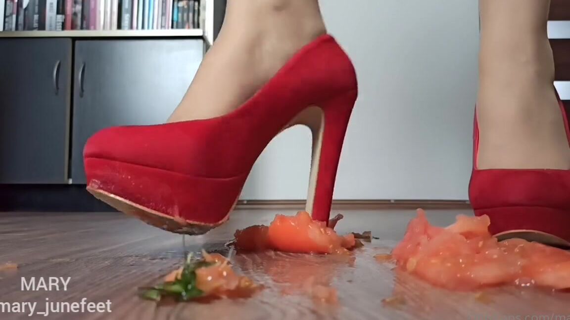 Masmr Onlyfans Day 5 Of Birthday Week Yeah Tomato Crushing Part 23 I Had To Cut This Video Because Total