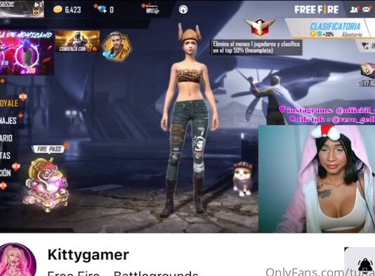 tuflaca-05-02-2021-2025294553-you-like-video-games-daddy-how-about-a-video-playing-and-masturbating