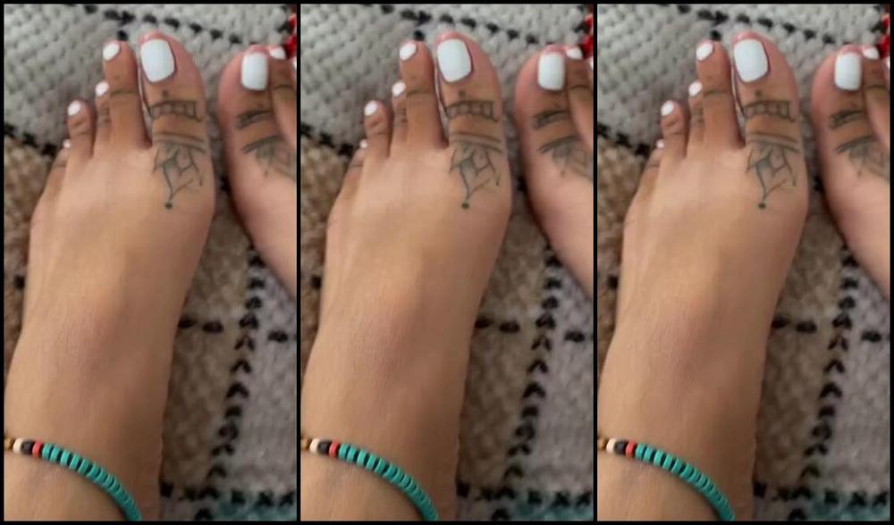 Zafeetllc Onlyfans Delicious Bed Feet