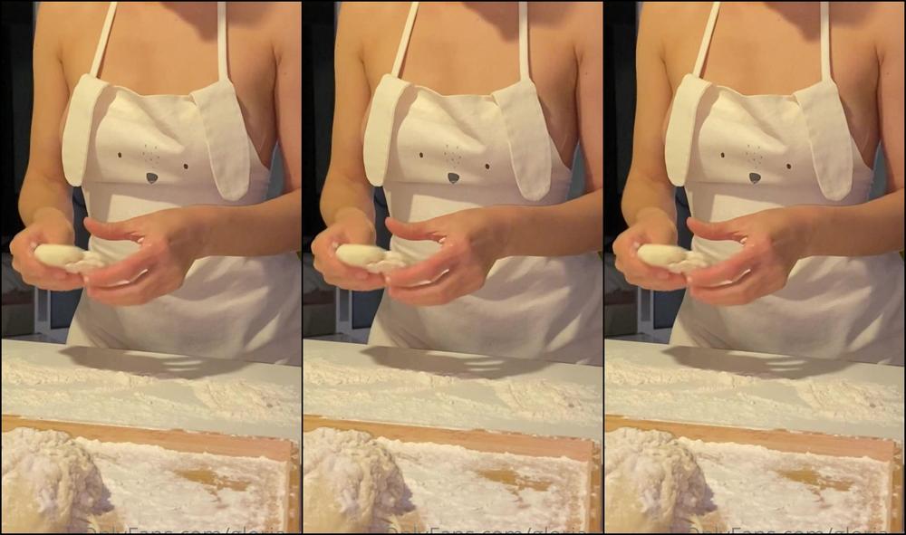 Gloriasol Hey Guys I M Slightly Getting Ready To Bake My Bday Cake And This Is How Far I Went Soon