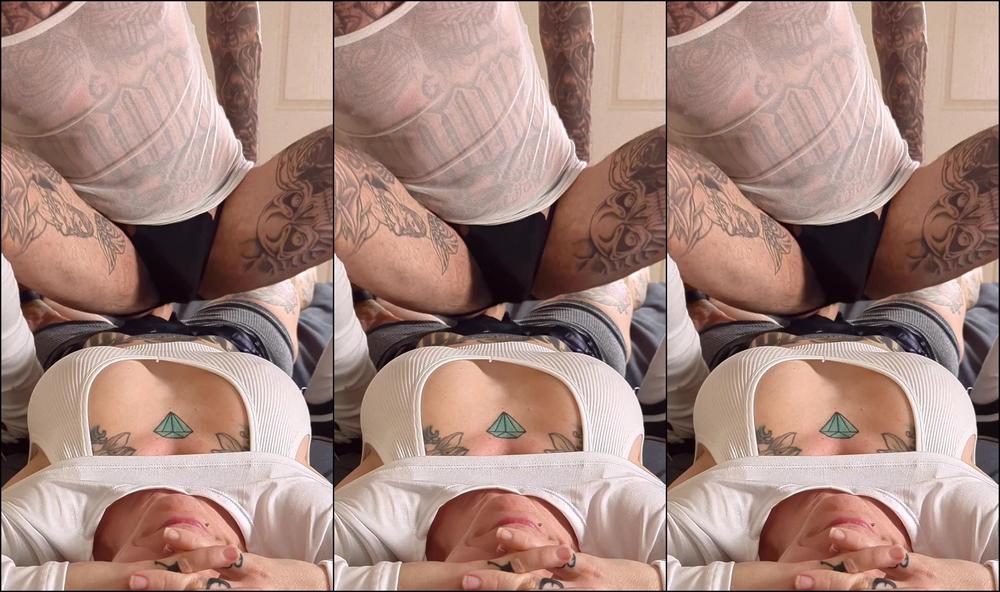 Hot Mom Domme 2023 01 09 At 09 28 Id 468885277511790592 Hash2 Dee7174Ae3B7493E08B0E2382D507856