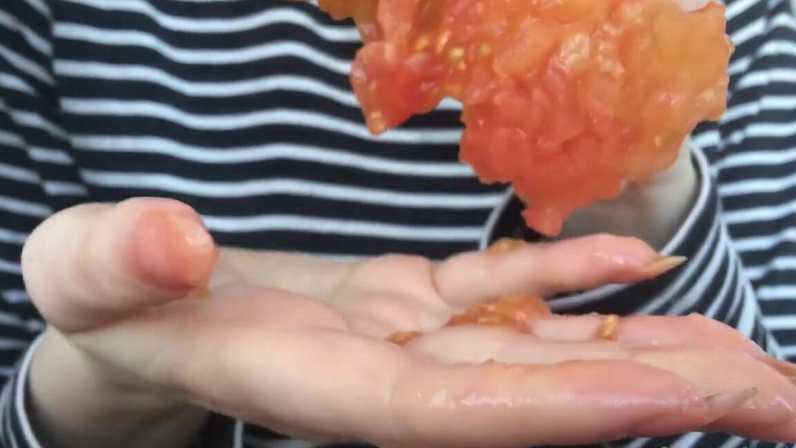 Lalalaura Nicknamed Lauras Kingdom 04 25 2020 Onlyfans Video Aubreys Big Tomato Claw