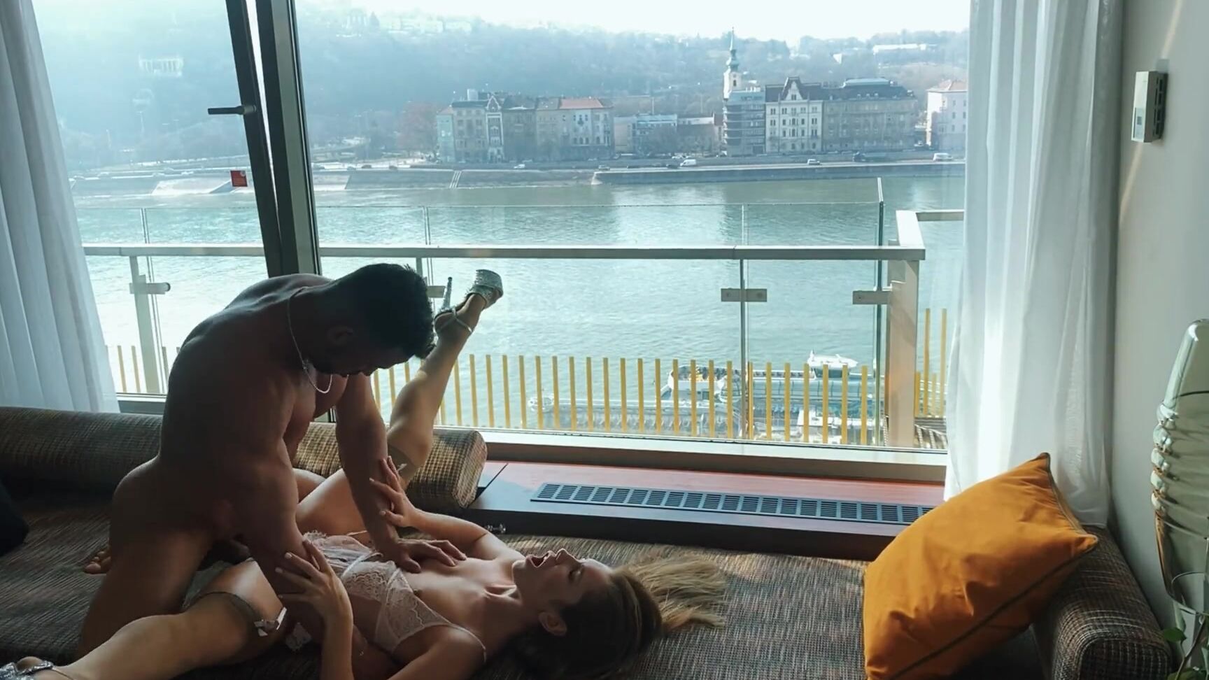 MaryRocksVR Incredible fuck in one of the hotel rooms Pornhub