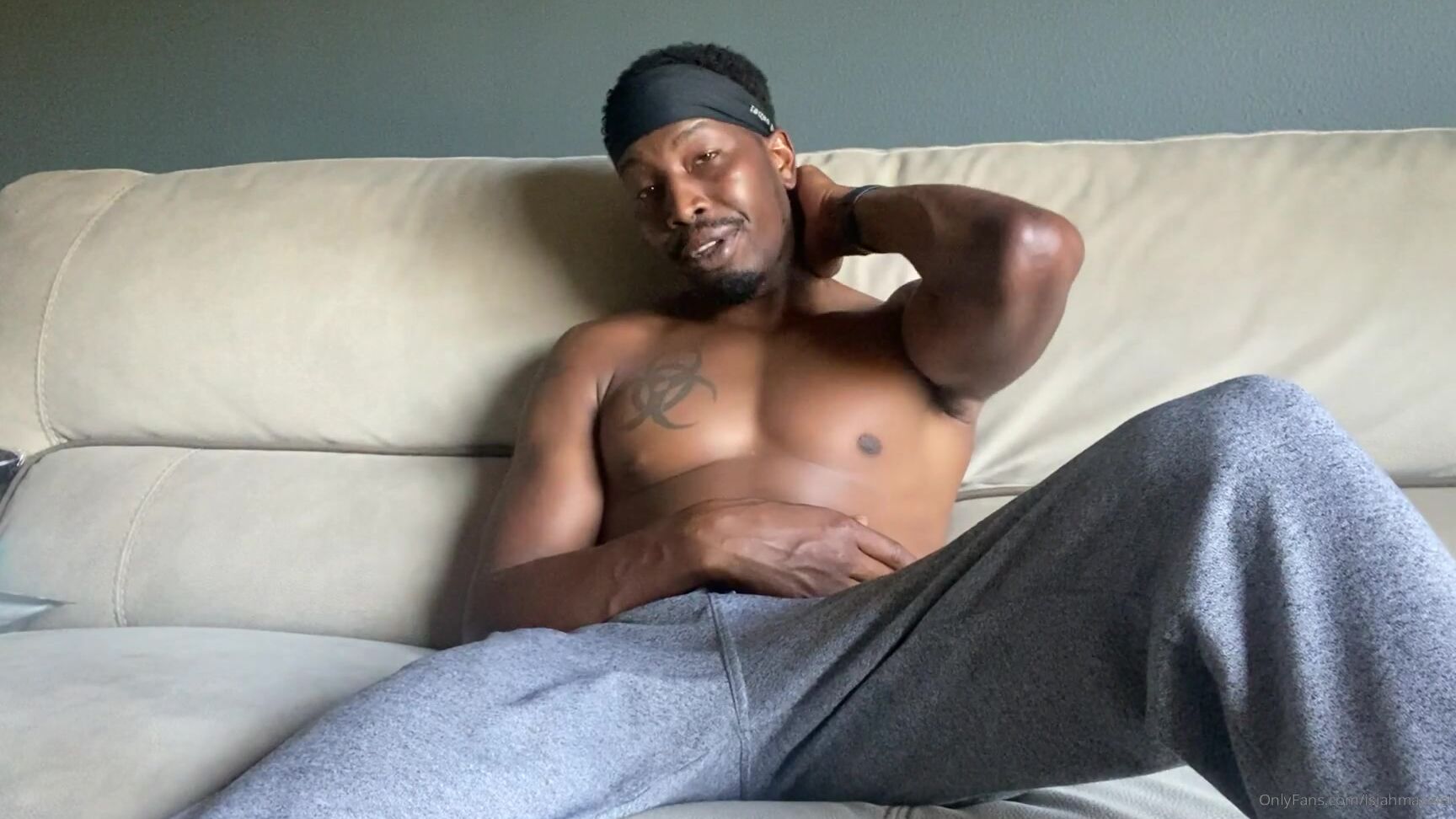 Isiahmaxwell Daily Vlog Happy Monday I Will Start Structuring My Conversation So I Don T Ram