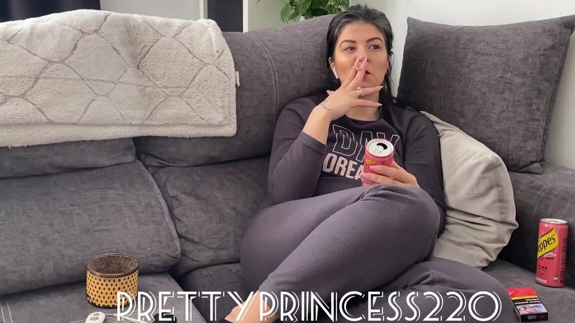 Prettyprincess220 02 24 2023 Onlyfans Video Rashes And Watch The Movie