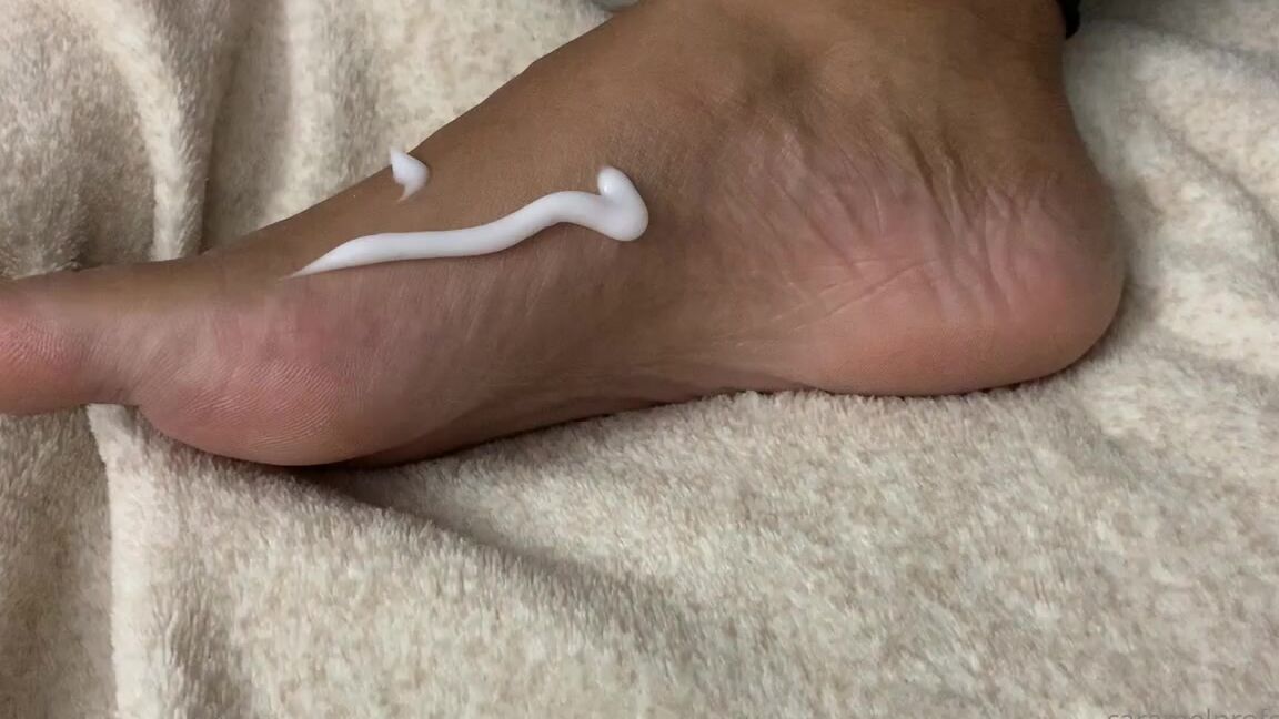 Puja Nicknamed Caramelprofessor Onlyfans I M So Tired Tonight Can Someone Do The Other Foot Now
