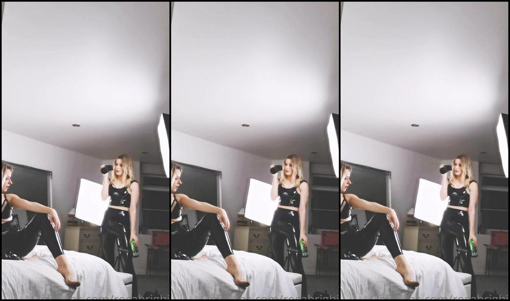 Rosabrighid Sharing A Beer And Shooting Lots Of Sexy Pictures Part You Re Going T