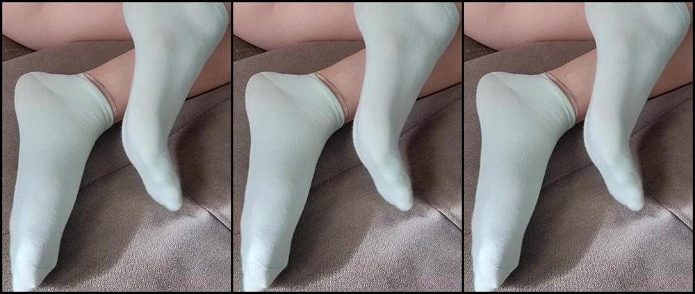 Megan Fletcher Aka Sweetsoleprincess Onlyfans Enjoy A Toe Wiggle And Sock Strip As Always The Socks Are For Sale