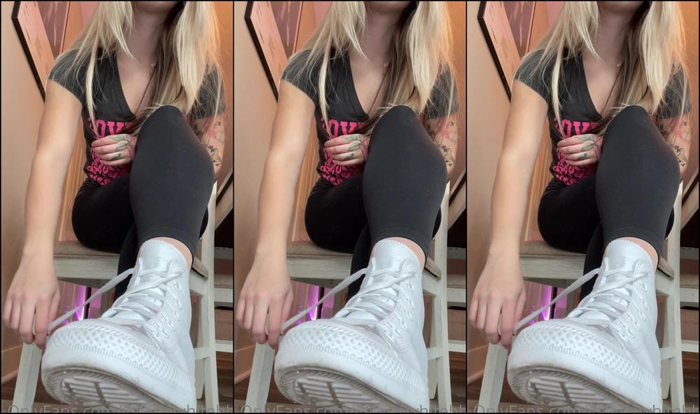 Valeriewhitebby My Loser Foot Boy Loves The Taste Of My Sweaty Socks Hm Makes Your Cock So Hard Doesn T It