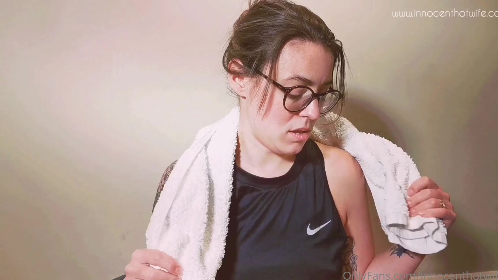 Innocenthotwifexxx I Definitely Need A Gym Buddy