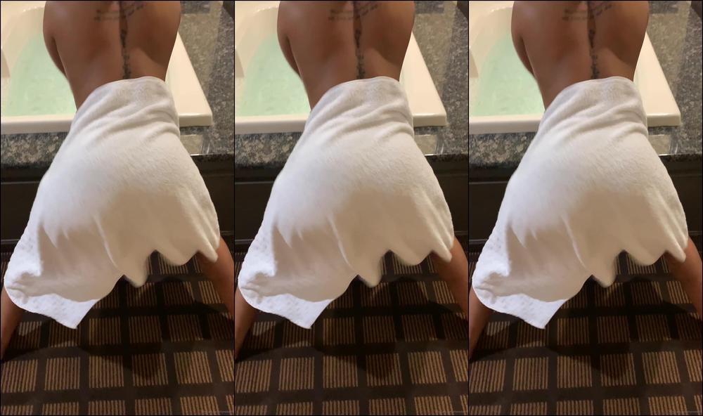 Daphne Thickass Onlyfans 126